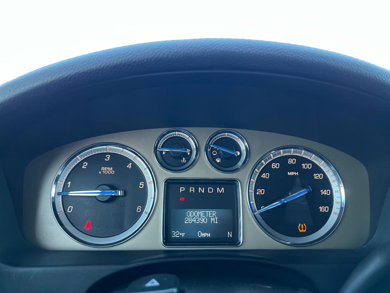 Cadillac Escalade ESV AWD Platinum 2013