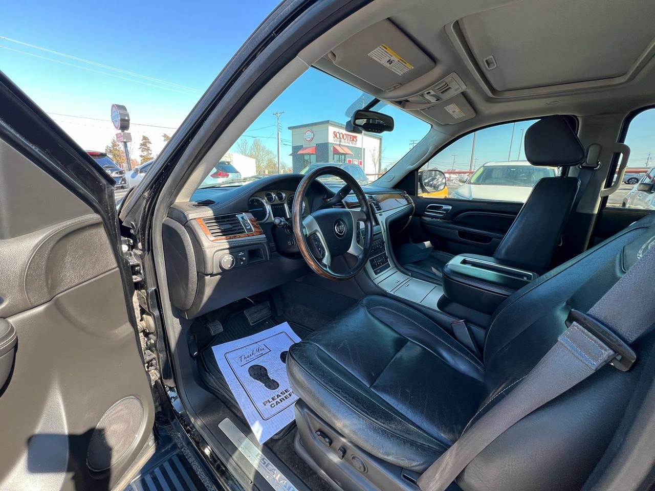 Cadillac Escalade ESV AWD Platinum 2013