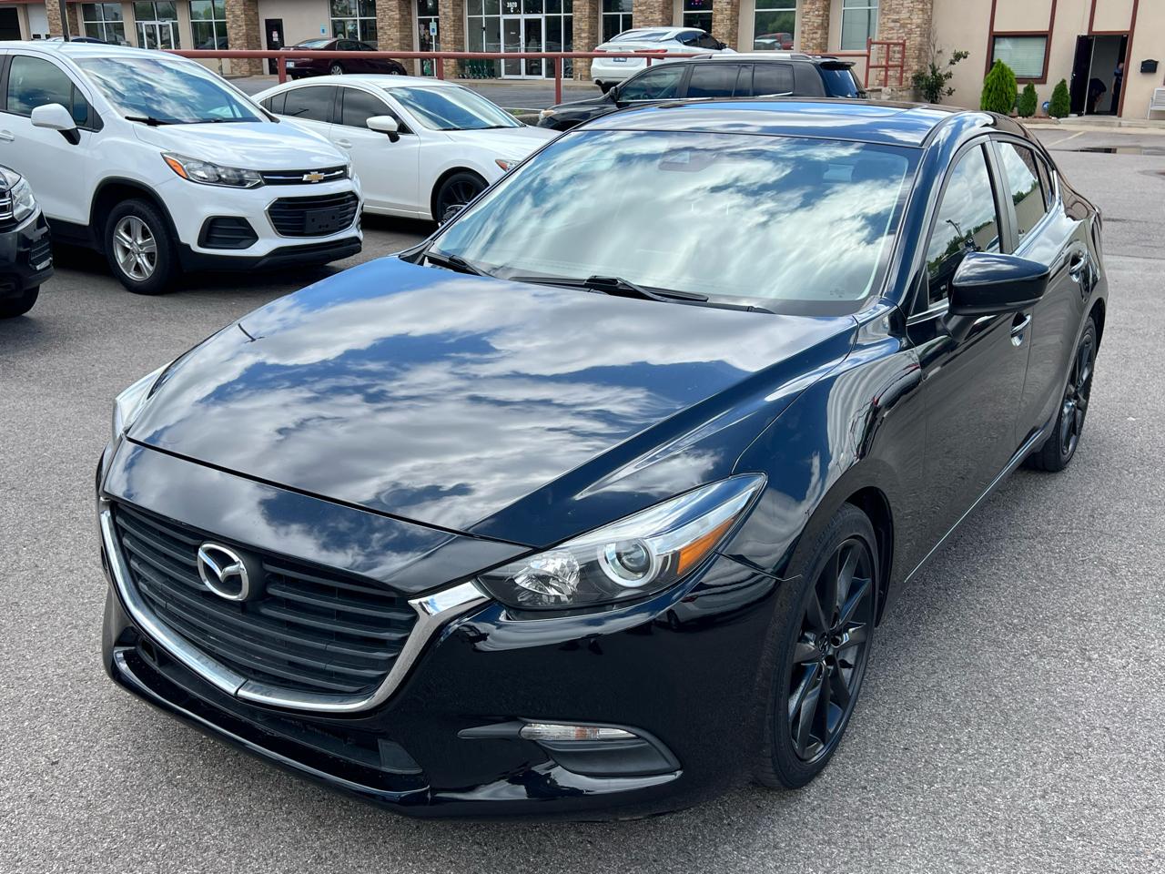 2017 Mazda MAZDA3 i Touring AT 4-Door