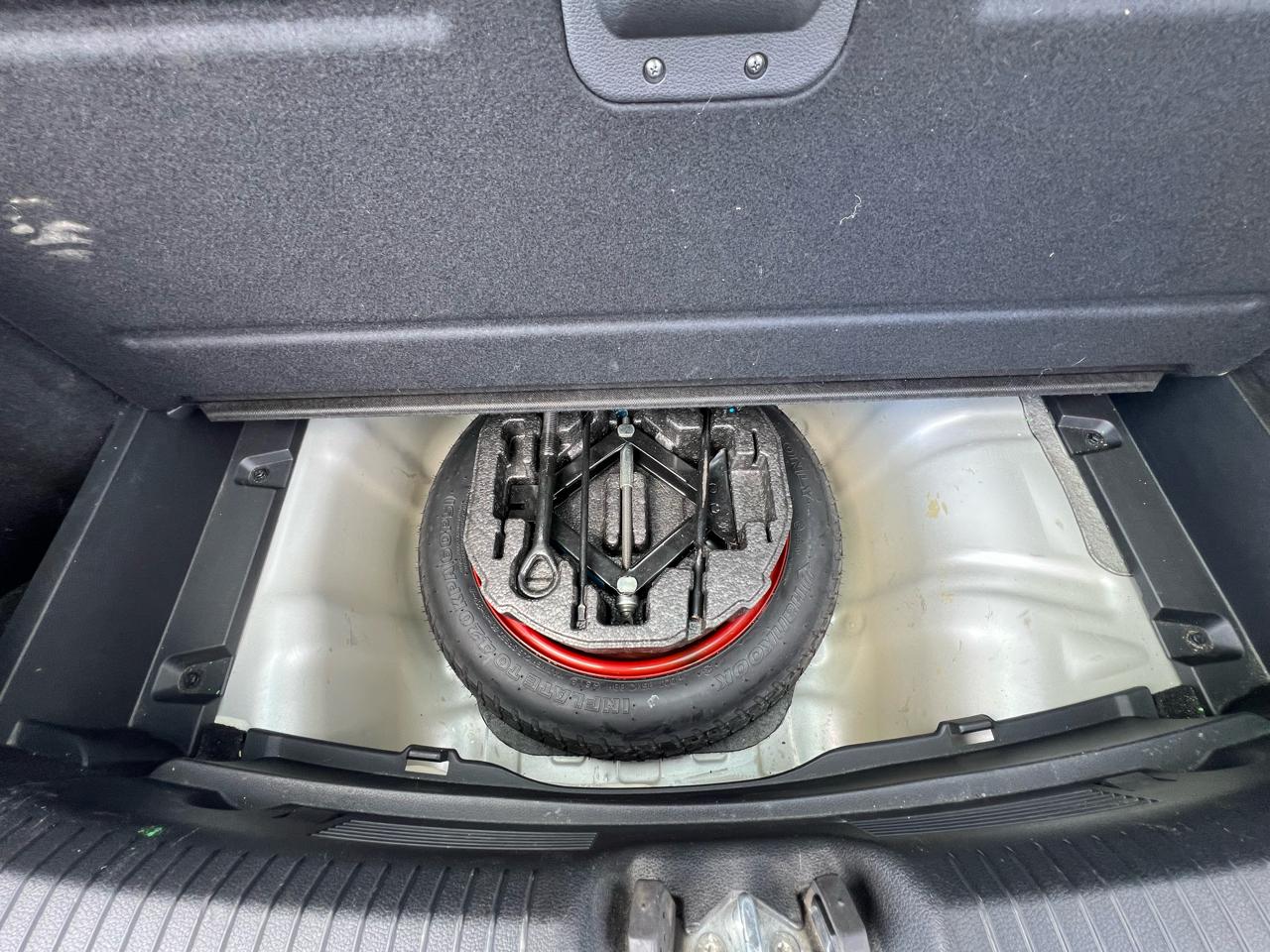 Hyundai Elantra GT Base 6A 2019