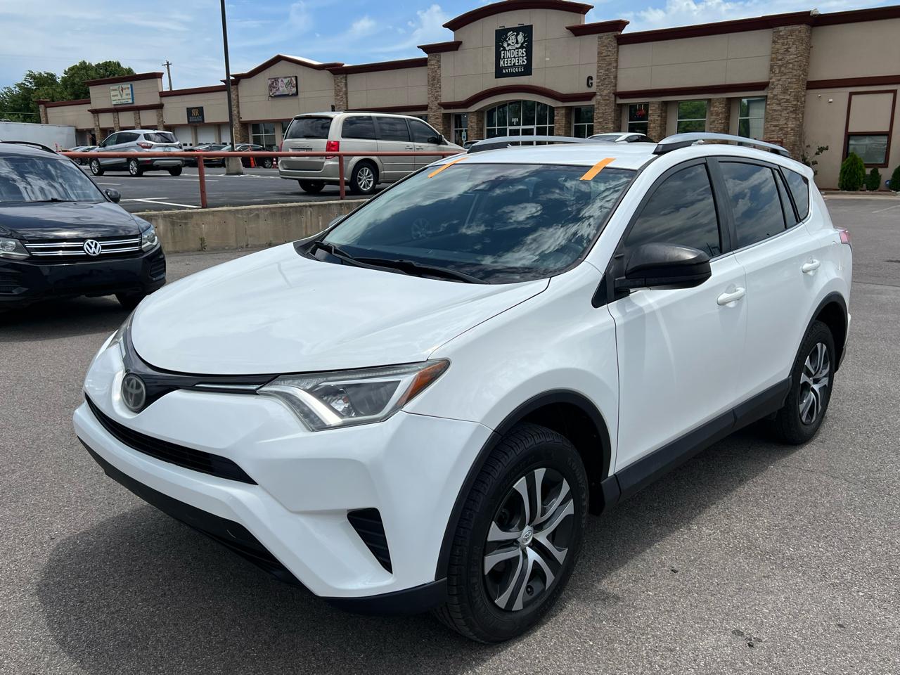 Toyota RAV4 LE 2017