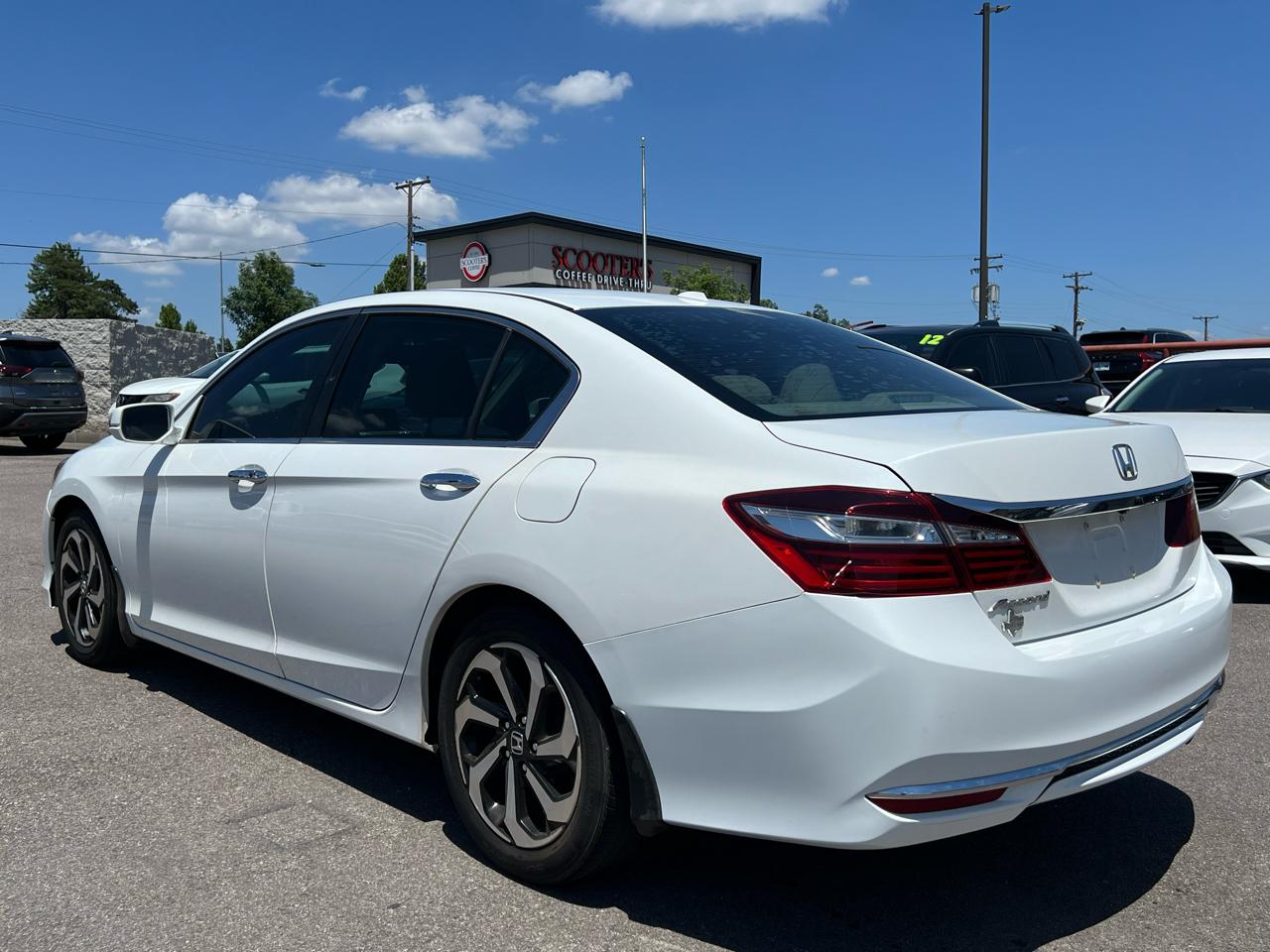 Honda Accord EX-L Sedan CVT 2016
