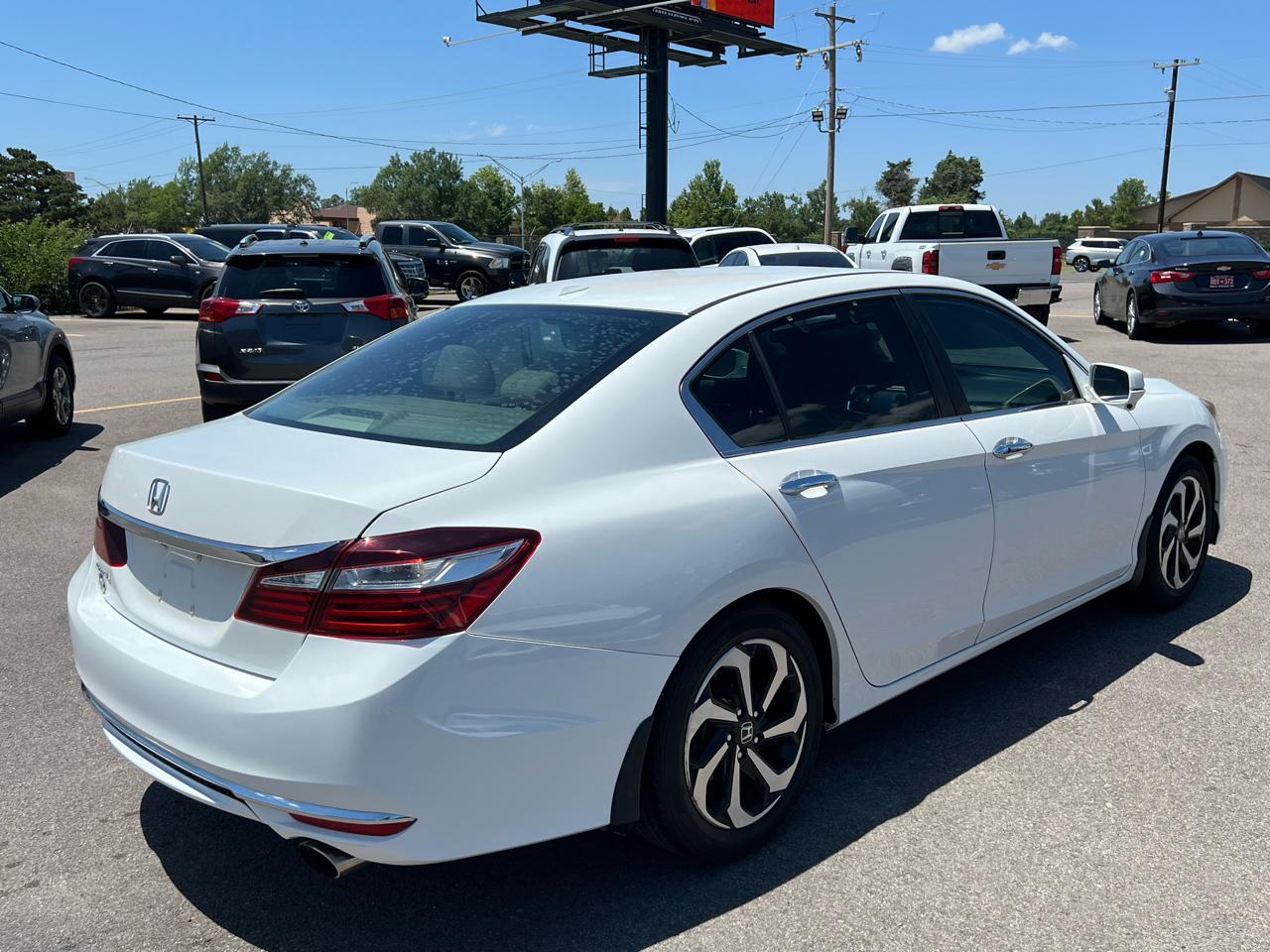 Honda Accord EX-L Sedan CVT 2016