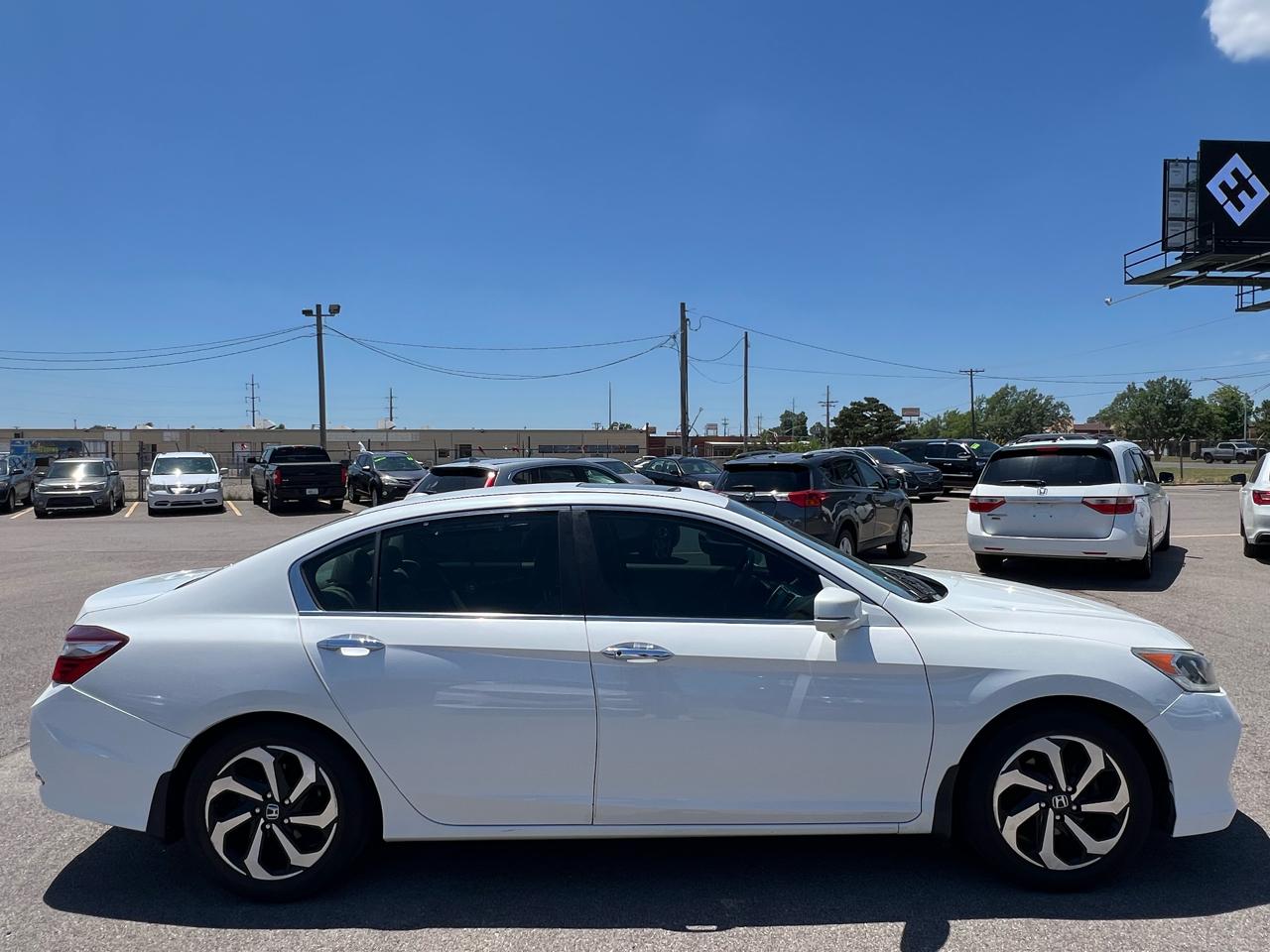Honda Accord EX-L Sedan CVT 2016