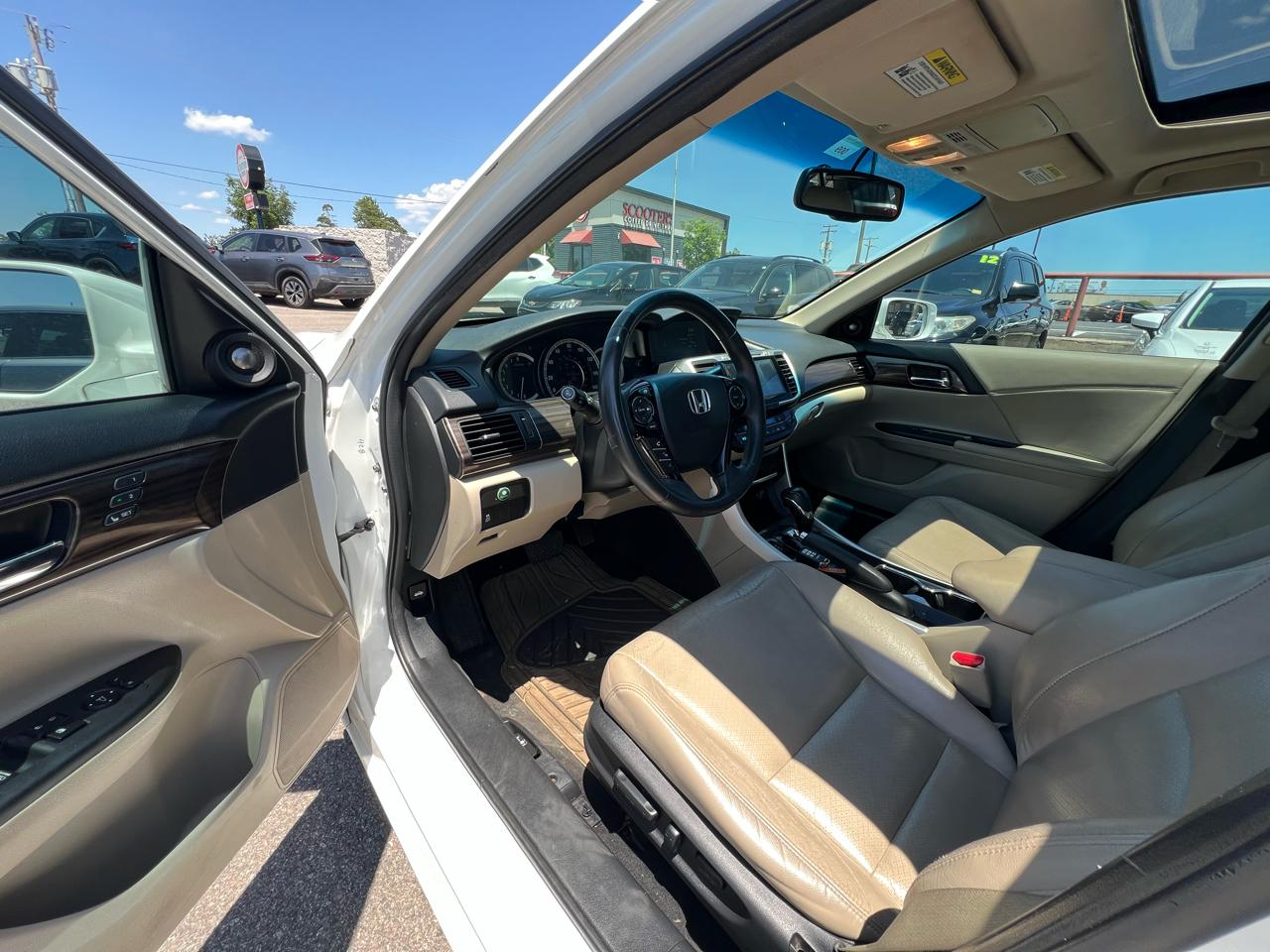 Honda Accord EX-L Sedan CVT 2016