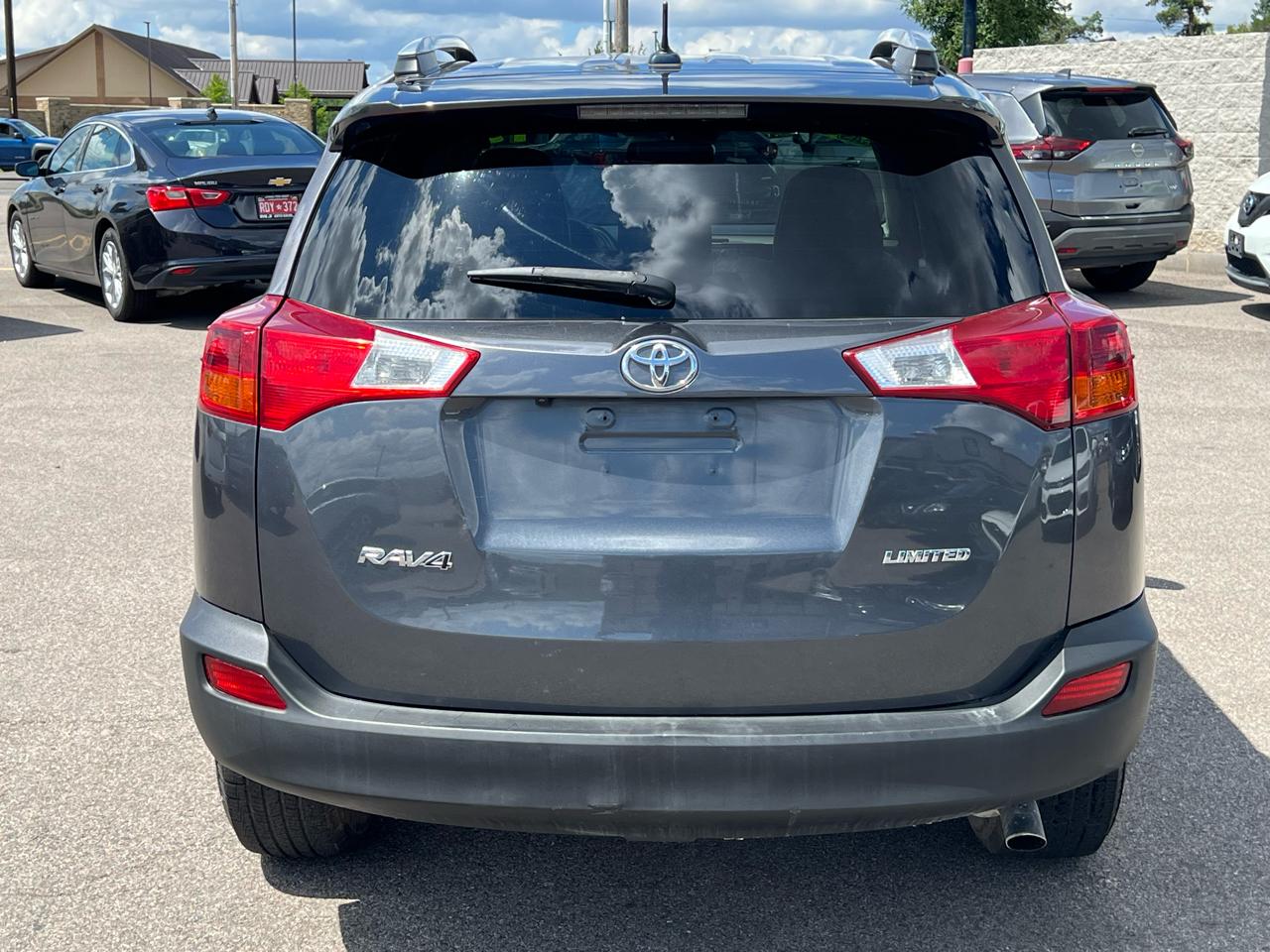 Toyota RAV4 Limited FWD 2015