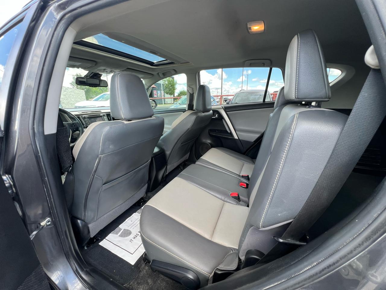 Toyota RAV4 Limited FWD 2015