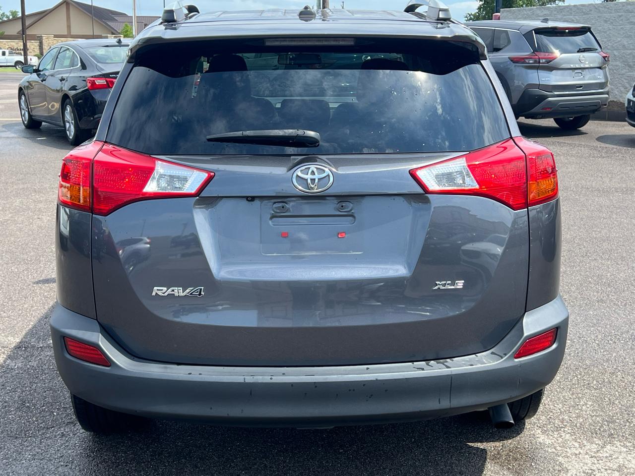 Toyota RAV4 XLE FWD 2013