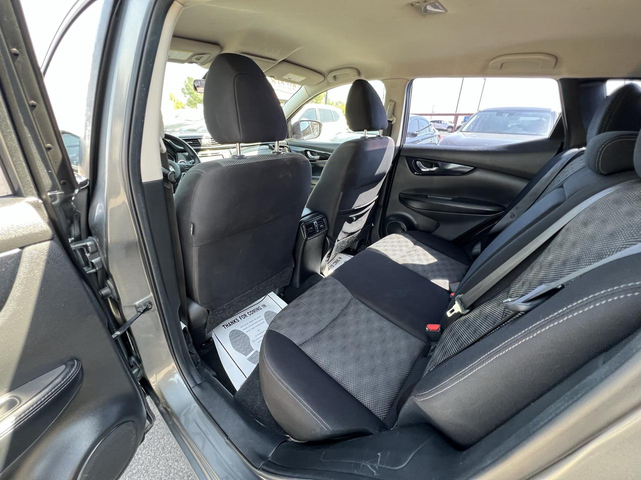 Nissan Rogue Sport S 2019