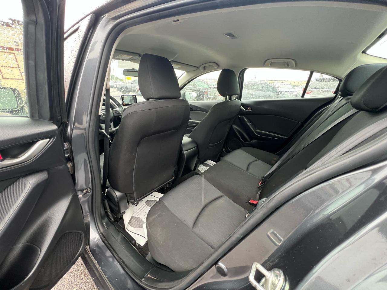 Mazda MAZDA3 i Sport AT 4-Door 2016