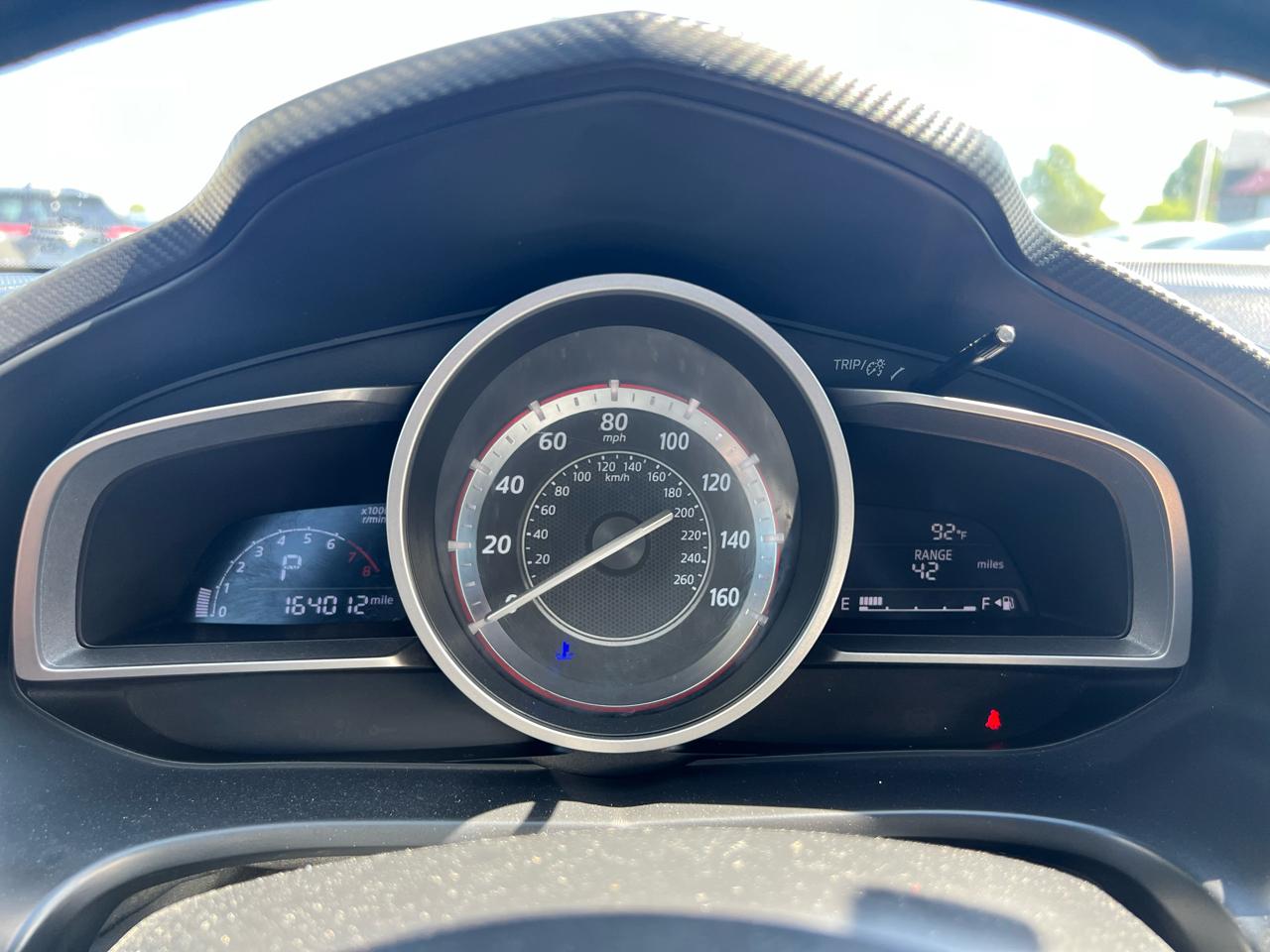 Mazda MAZDA3 i Sport MT 5-Door 2015