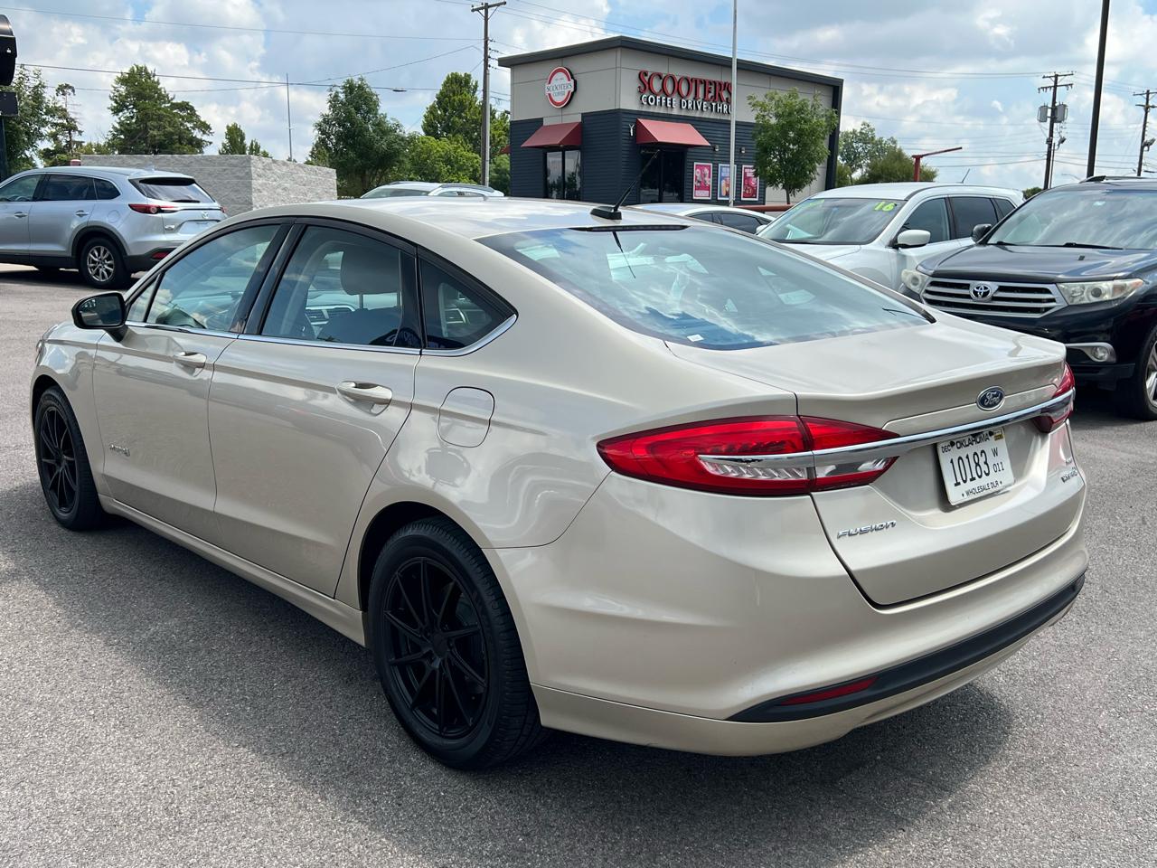 Ford Fusion Hybrid SE 2017
