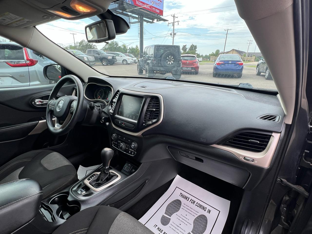 Jeep Cherokee Latitude FWD 2018