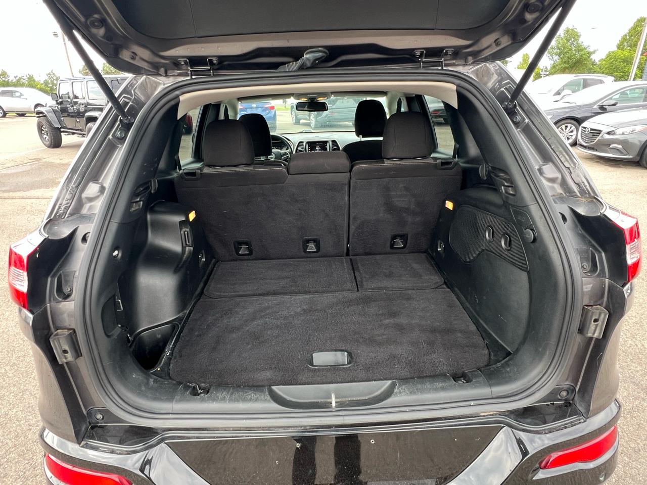 Jeep Cherokee Latitude FWD 2018