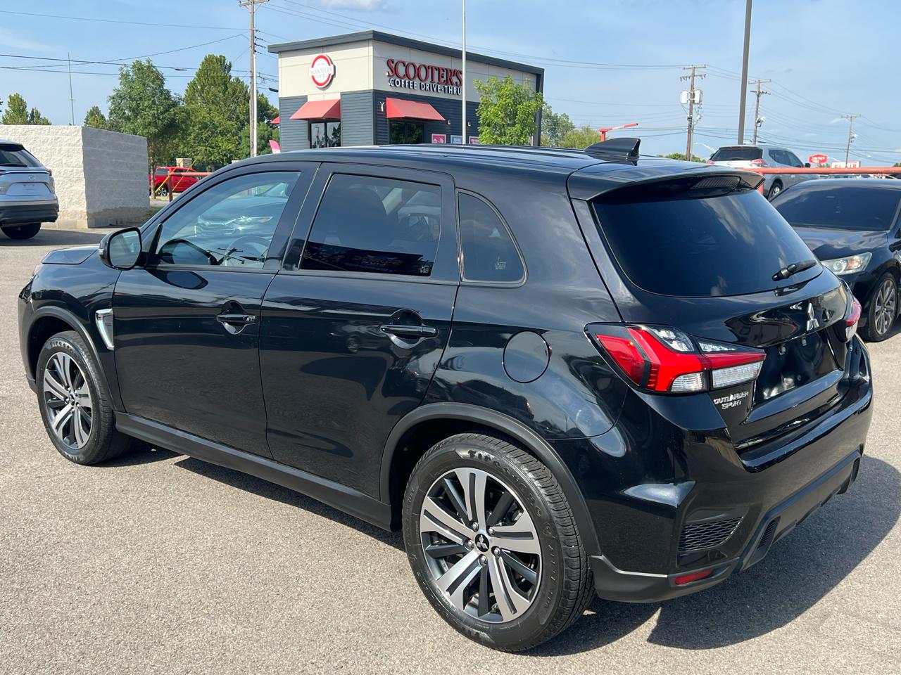 Mitsubishi Outlander Sport 2.0 ES 4WD CVT 2020