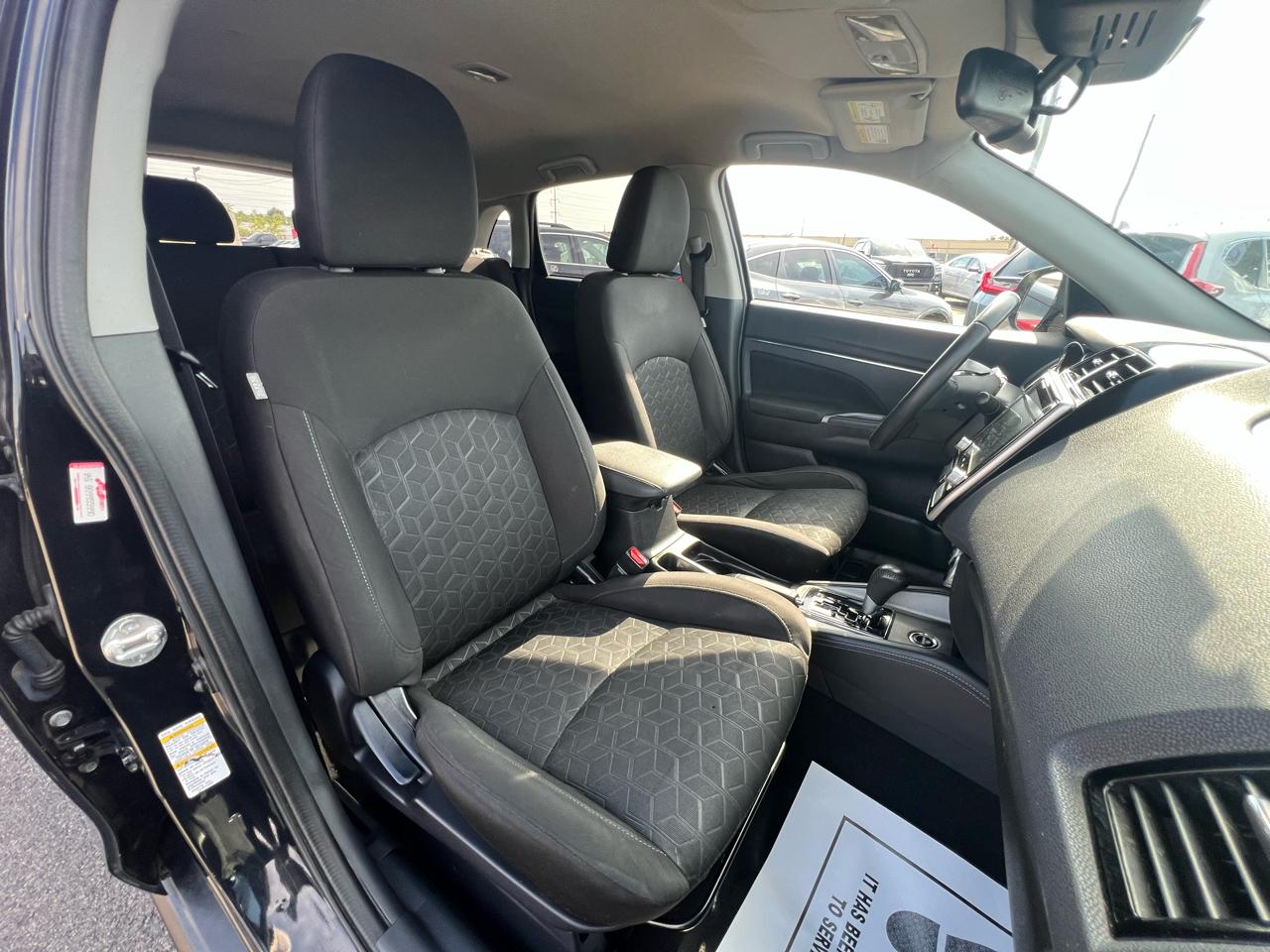 Mitsubishi Outlander Sport 2.0 ES 4WD CVT 2020