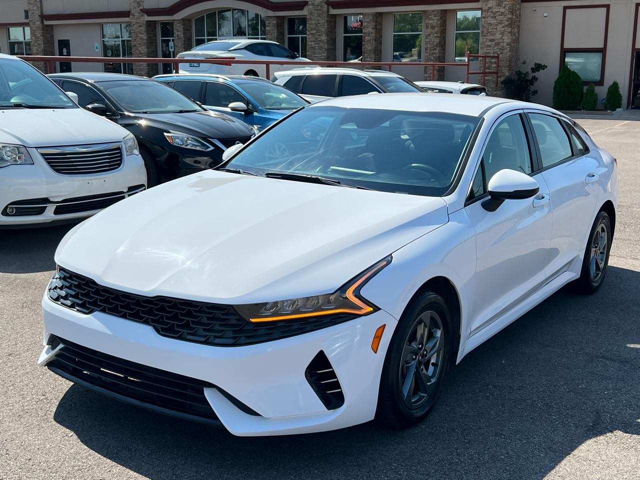  2021 Kia K5 LXS FWD   