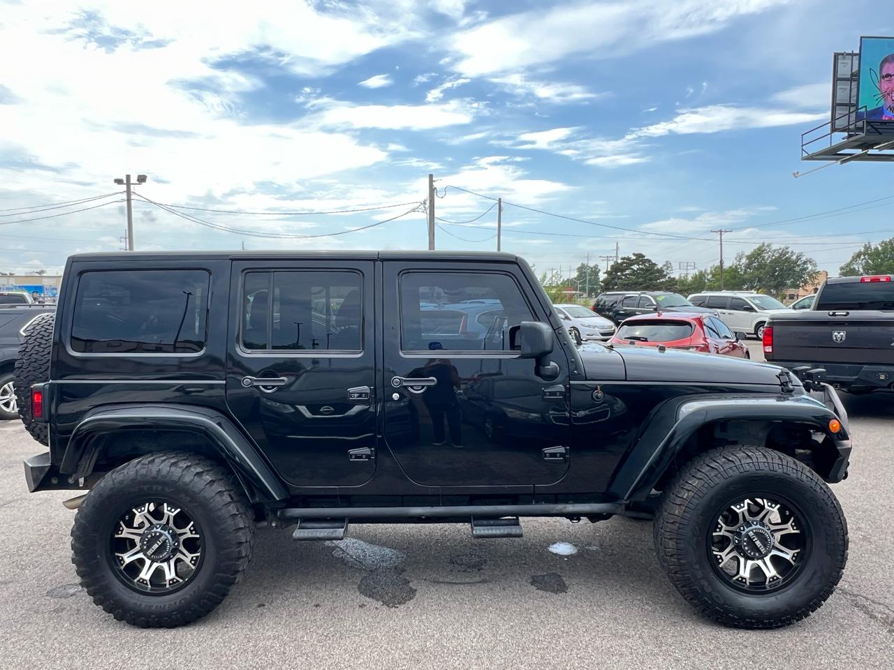 Jeep Wrangler Unlimited Sahara 4WD 2015