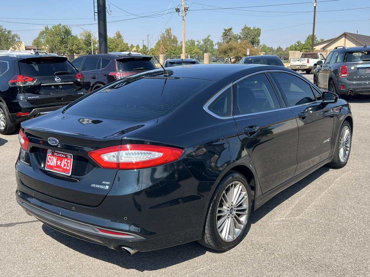 Ford Fusion Hybrid SE 2014