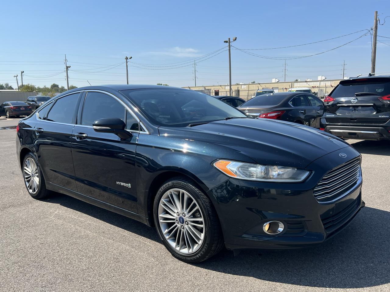 Ford Fusion Hybrid SE 2014
