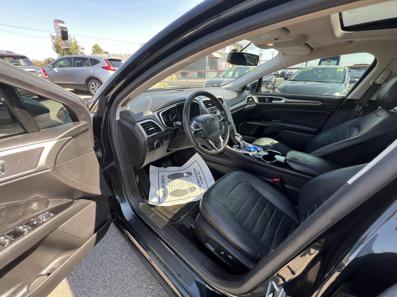 Ford Fusion Hybrid SE 2014