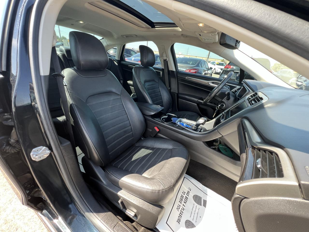 Ford Fusion Hybrid SE 2014