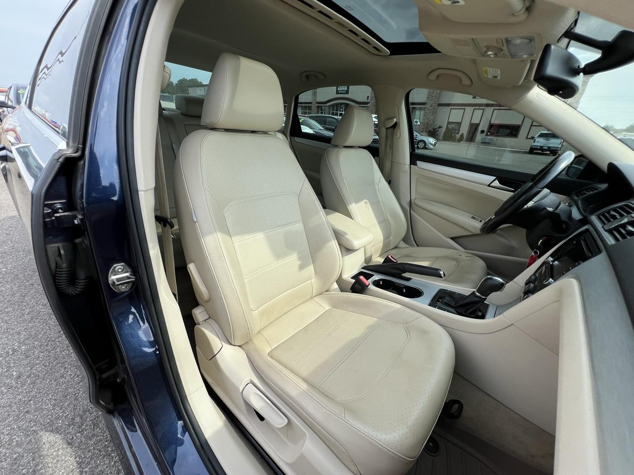 Volkswagen Passat  2013