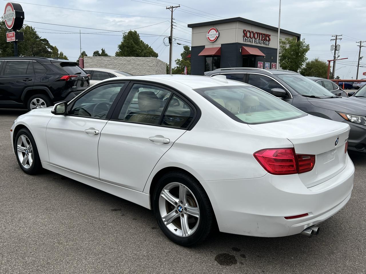 BMW 3-Series 328i Sedan 2013