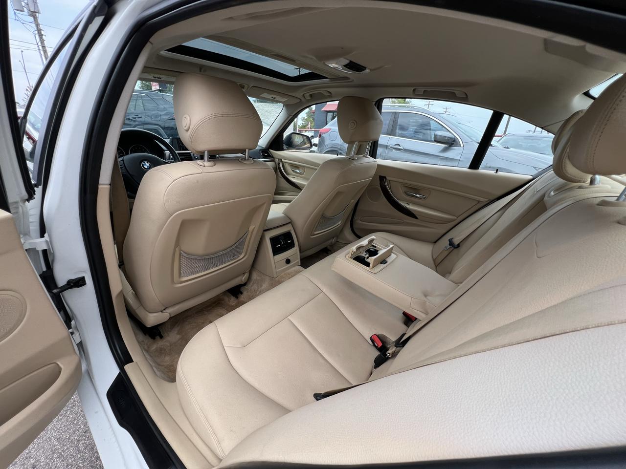 BMW 3-Series 328i Sedan 2013