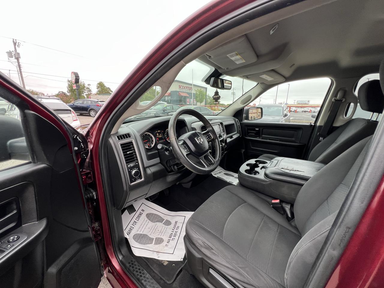 RAM 1500 Classic Tradesman Quad Cab 2WD 2019