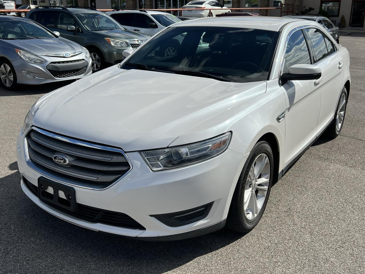 2013 Ford Taurus