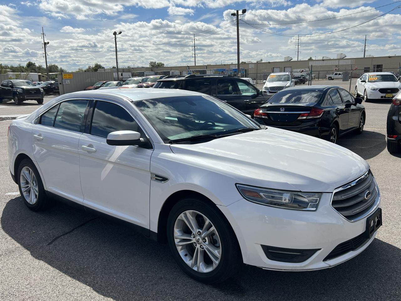Ford Taurus SEL FWD 2013