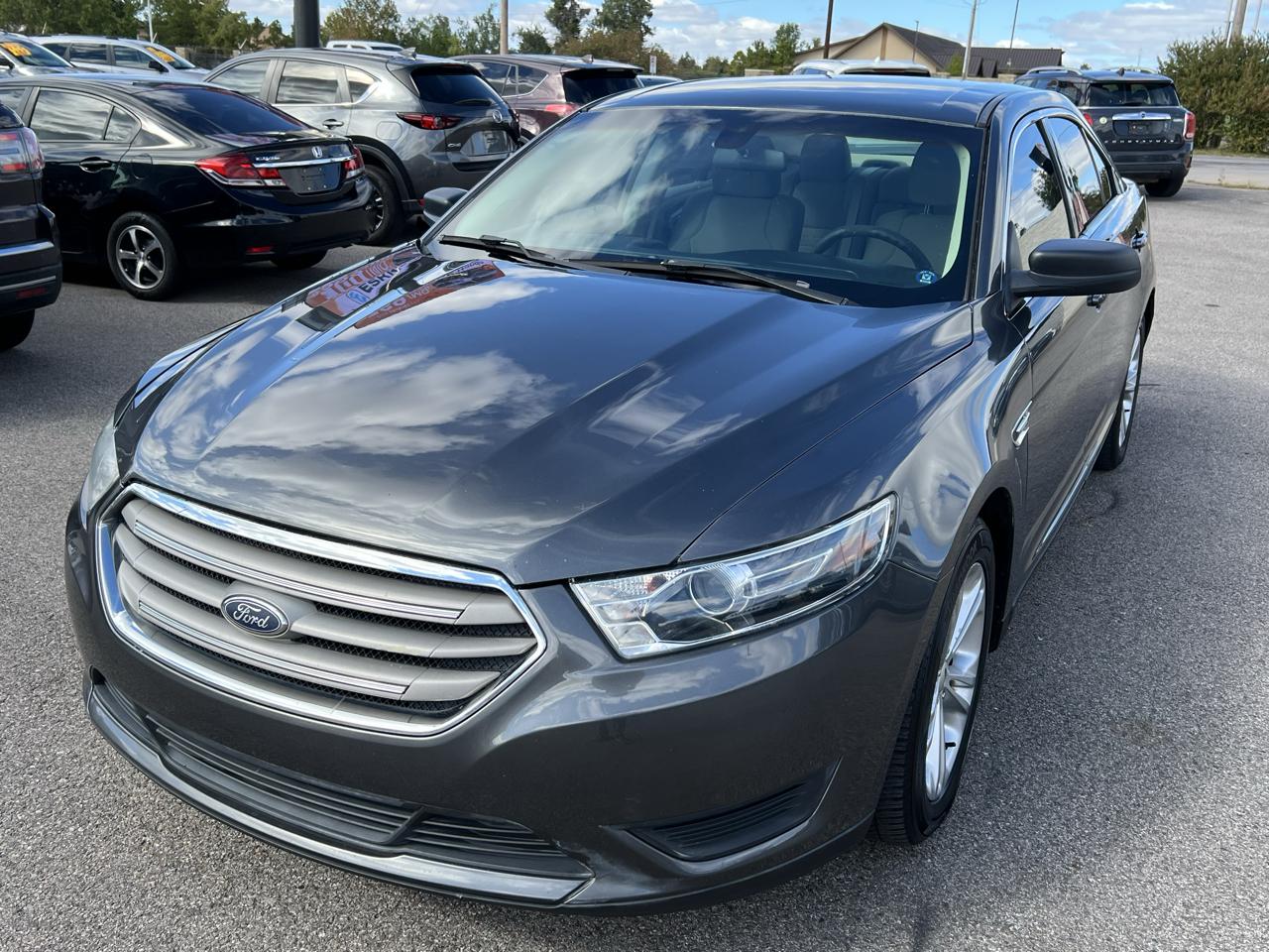 2016 Ford Taurus