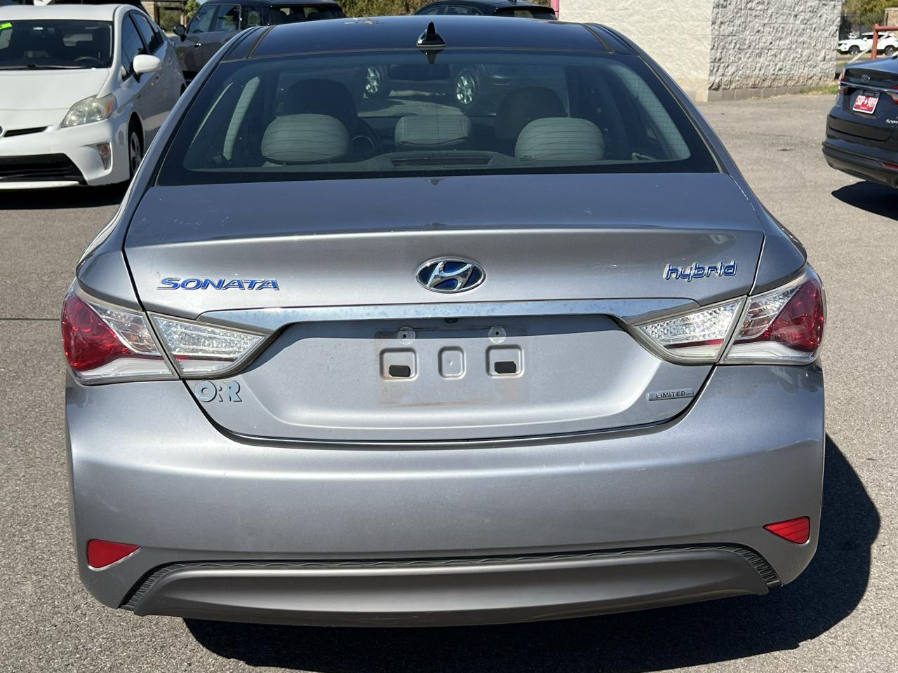 Hyundai Sonata Hybrid Sedan 2015