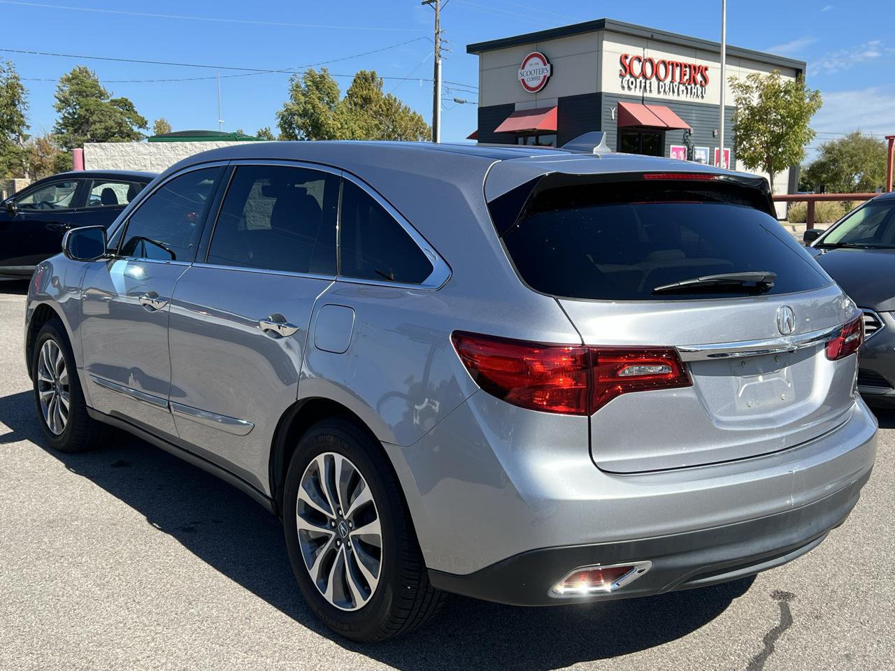 Acura MDX 9-Spd AT w/Tech Package 2016