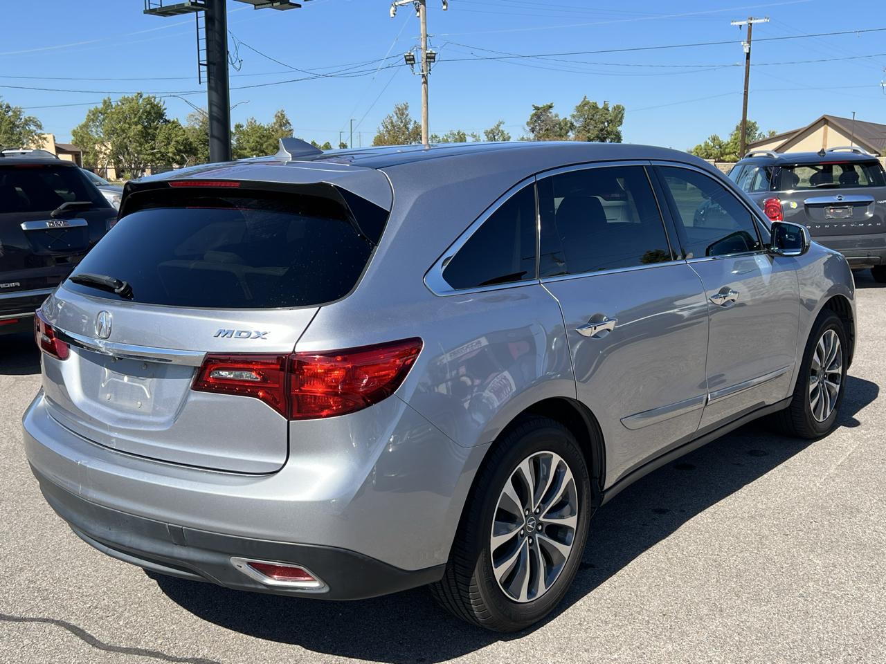 Acura MDX 9-Spd AT w/Tech Package 2016