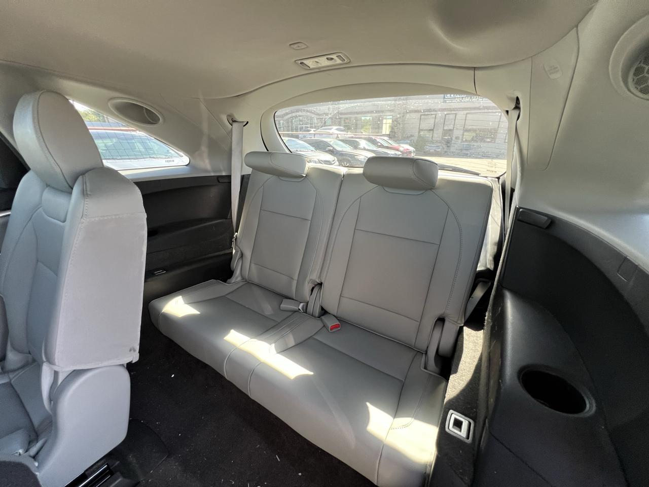 Acura MDX 9-Spd AT w/Tech Package 2016