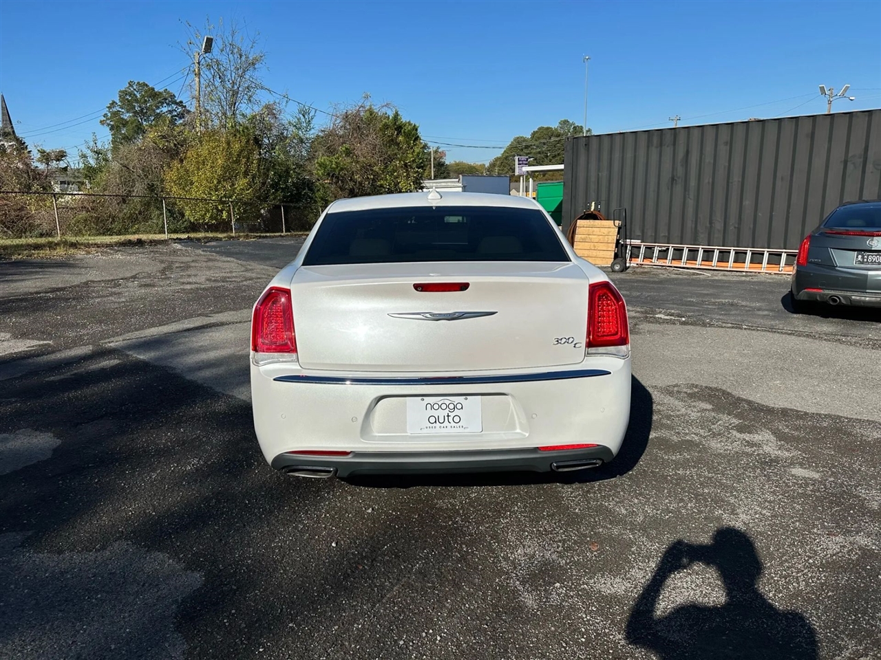 2015 Chrysler 300 C photo 3