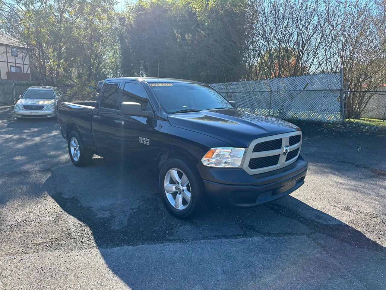 RAM 1500 Tradesman Quad Cab 2WD 2013