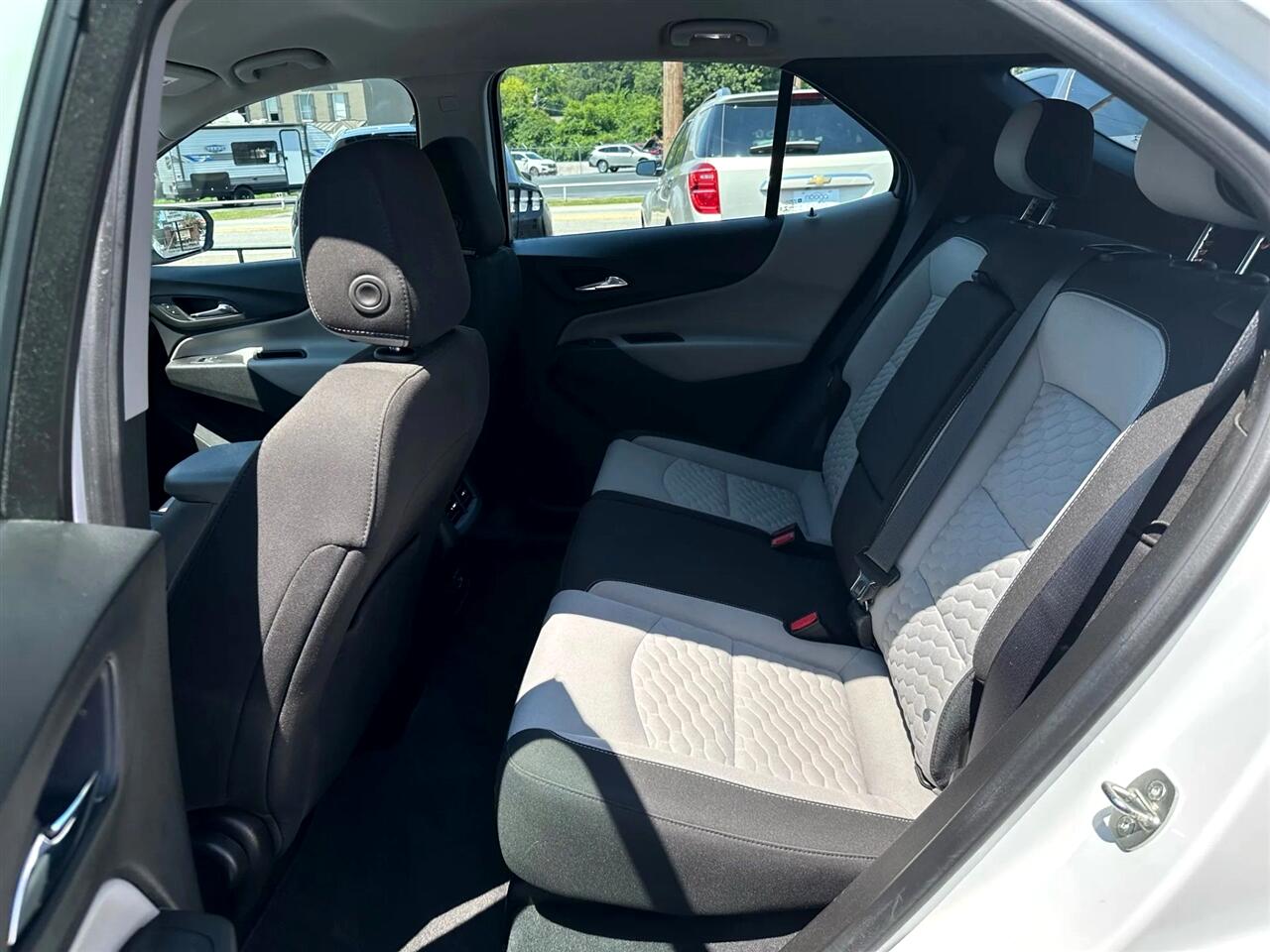 Chevrolet Equinox LS 2WD 2021