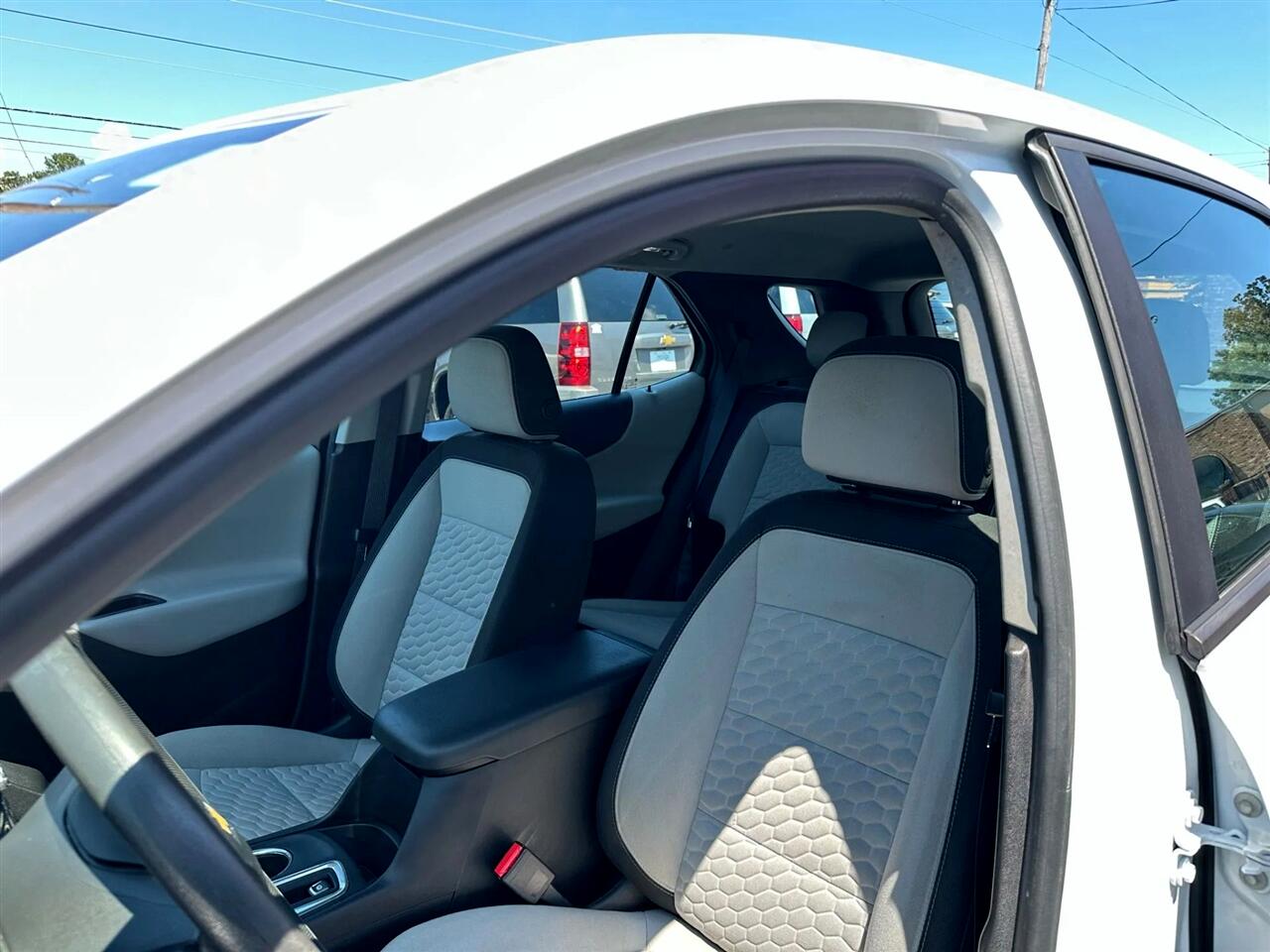 Chevrolet Equinox LS 2WD 2021