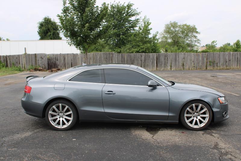Audi A5 Coupe 2.0T quattro Tiptronic 2012