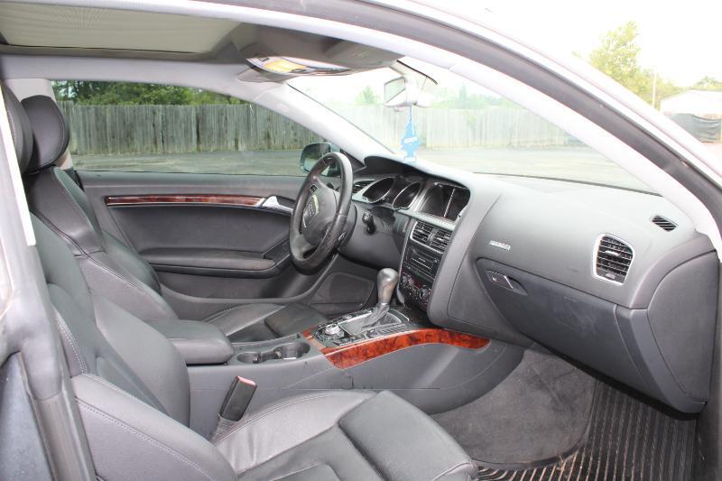 Audi A5 Coupe 2.0T quattro Tiptronic 2012