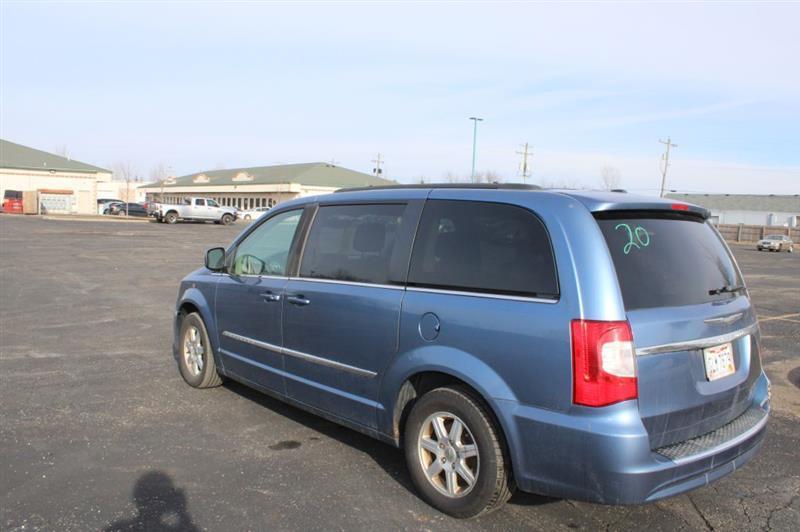Chrysler Town & Country Touring 2012