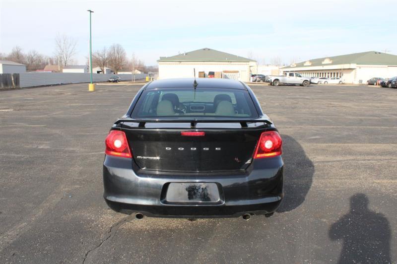 Dodge Avenger Mainstreet 2011