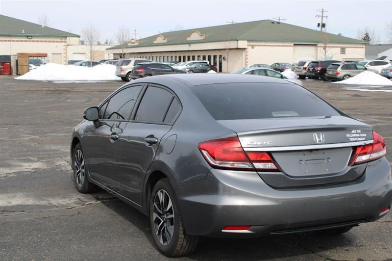 Honda Civic EX Sedan 5-Speed AT 2013