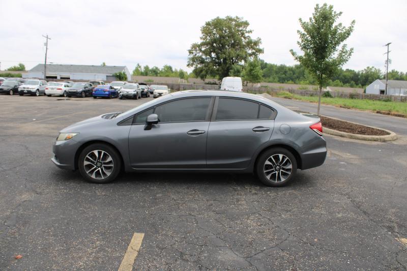 Honda Civic EX Sedan 5-Speed AT 2013