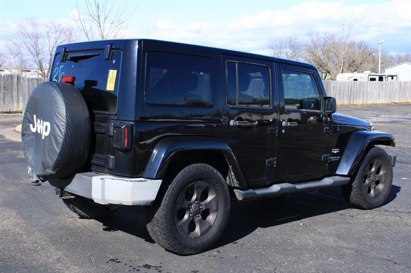 Jeep Wrangler Unlimited Sahara 4WD 2012
