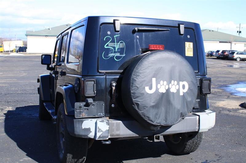 Jeep Wrangler Unlimited Sahara 4WD 2012