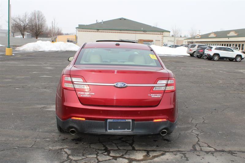 Ford Taurus Limited FWD 2013